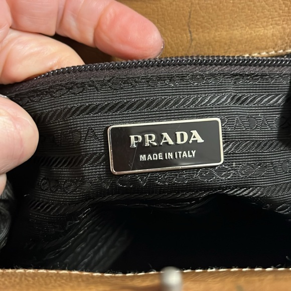 Vintage Prada bag - Picture 3 of 8